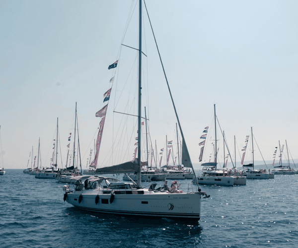 yacht week image