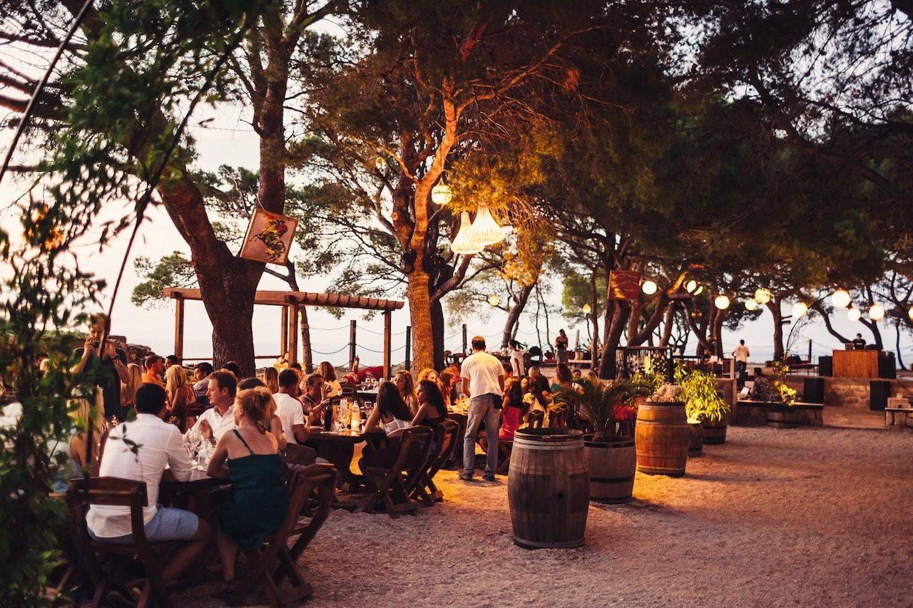 Book Early, Dine in Style: On Us